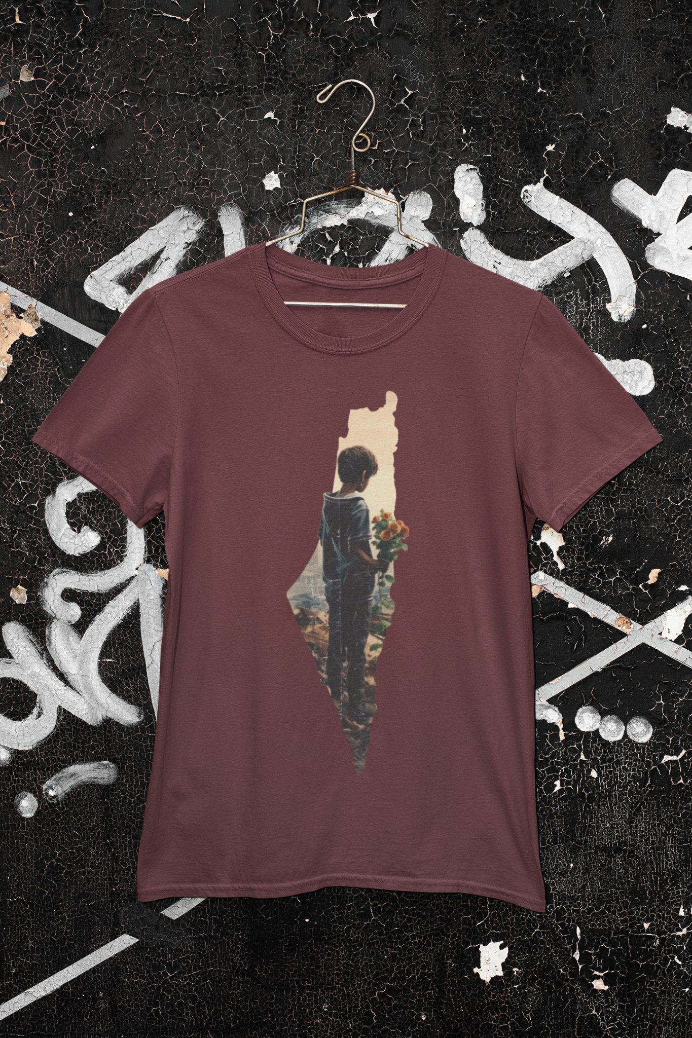 Plaestinian child holding flowers for peace T-shirt - T-Shirt - Middle Shark